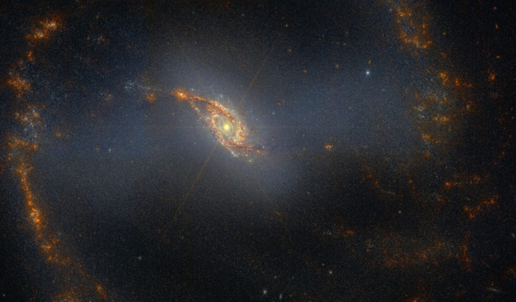 NGC 1365 Wideview