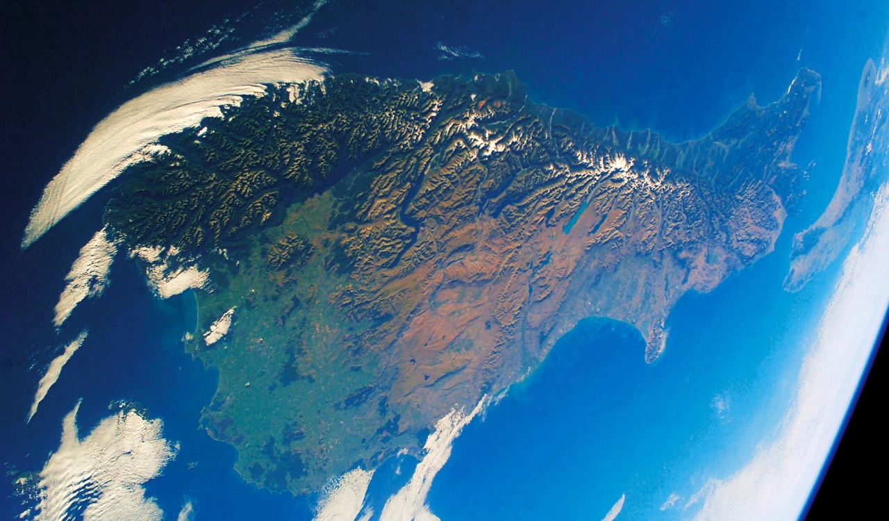 Zealandia: The Re-Discovered Continent That Had Been Hidden For 375 Years
